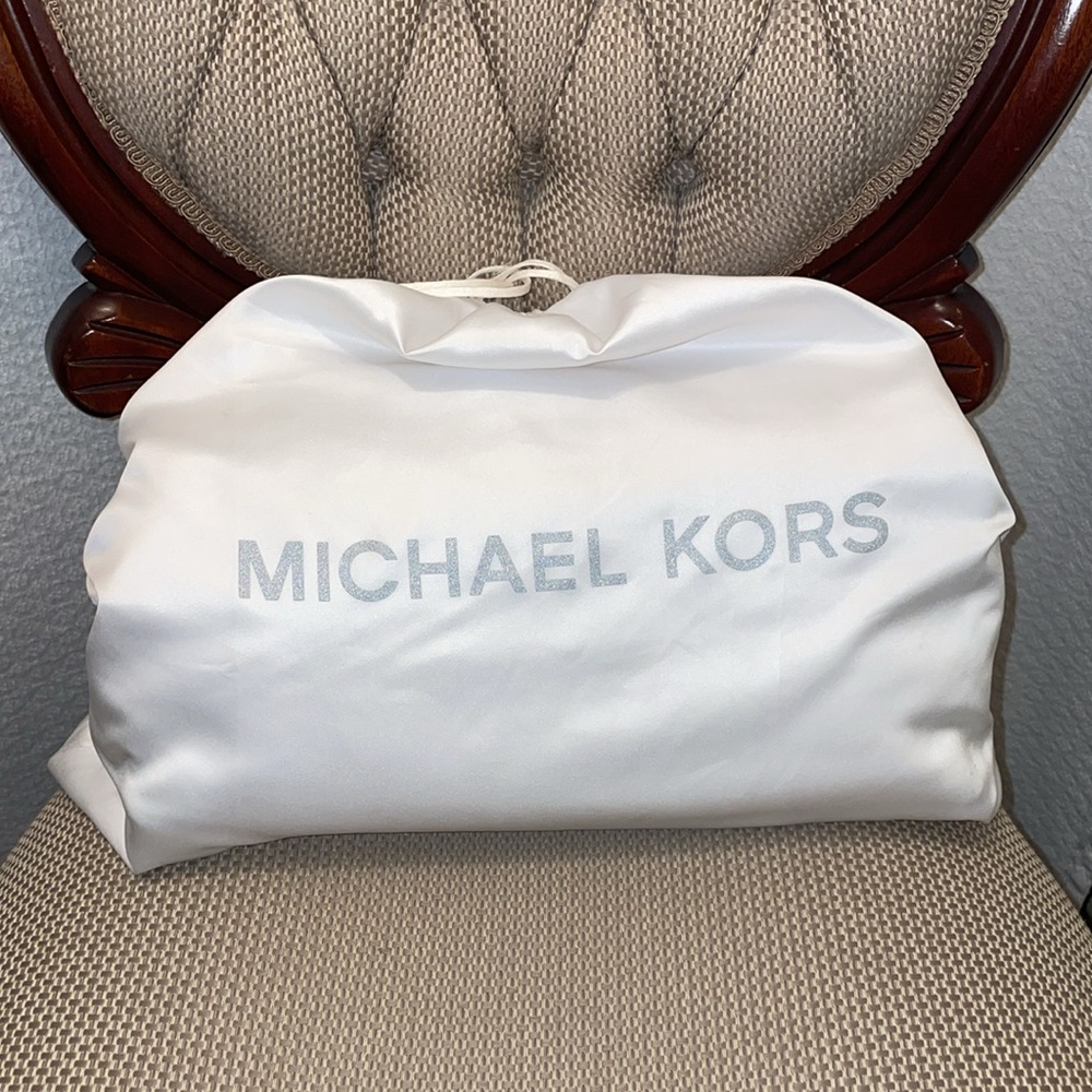 Michael Kors Large Optic White Shoulder Tote - Picture 11 of 11